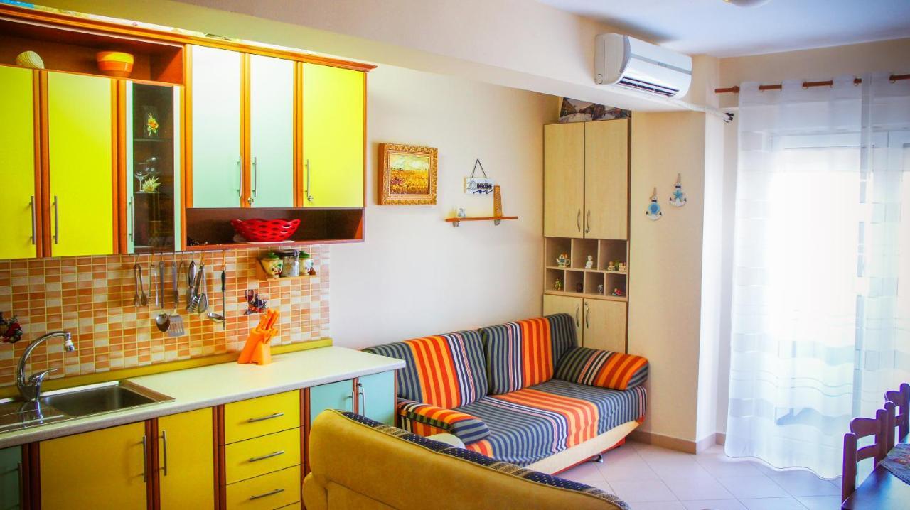 Nada Seaview Apartment Shengjin Bagian luar foto