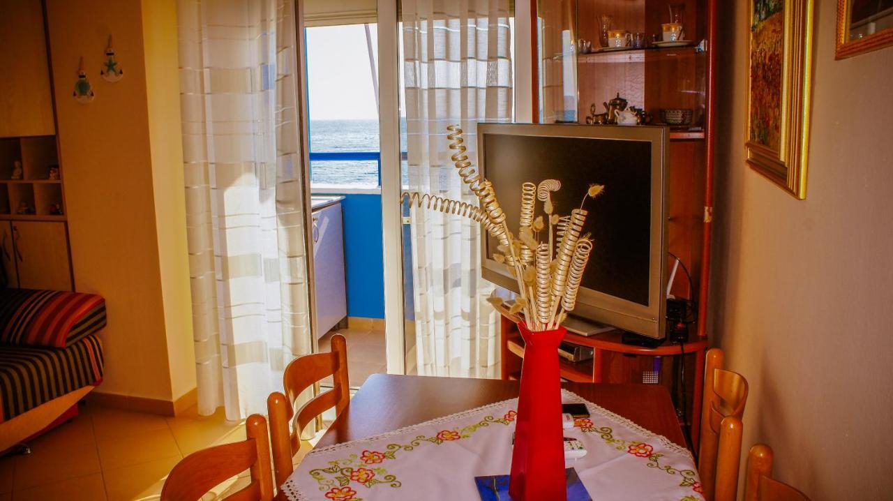 Nada Seaview Apartment Shengjin Bagian luar foto