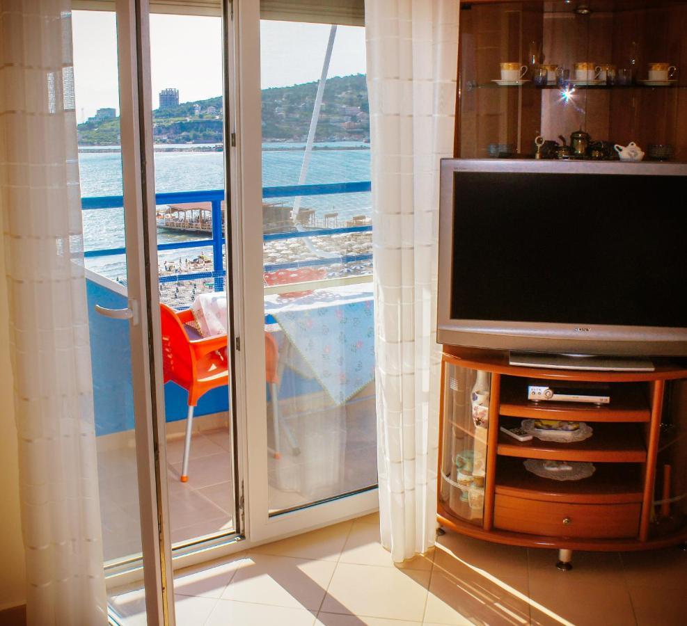 Nada Seaview Apartment Shengjin Bagian luar foto